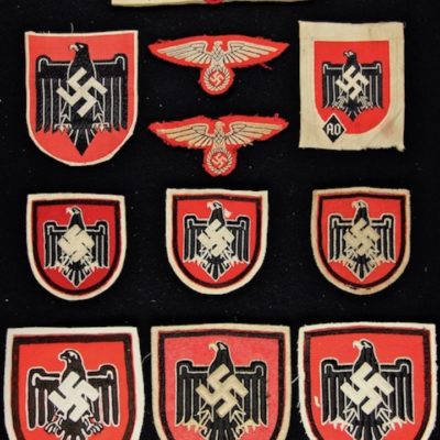 INSIGNIA 208
