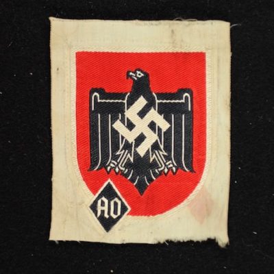 INSIGNIA 210