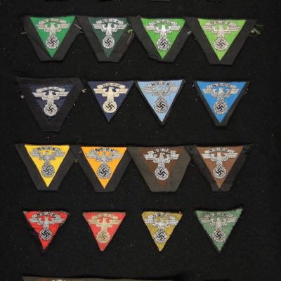 INSIGNIA 374