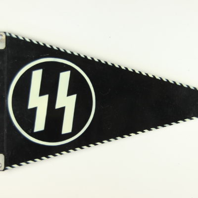 PENNANT 875