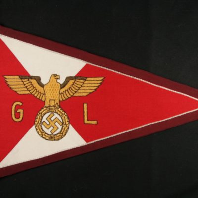 PENNANT 8985
