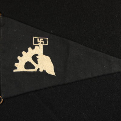 PENNANT 9383