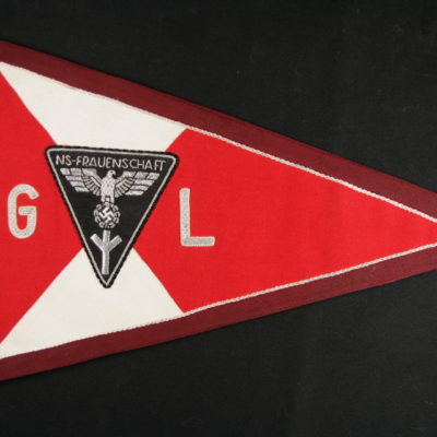 PENNANT 9722